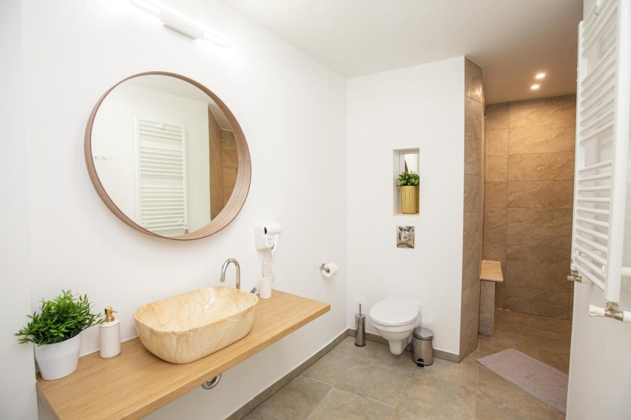 בוקרשט Metropole Apartments Old Center מראה חיצוני תמונה